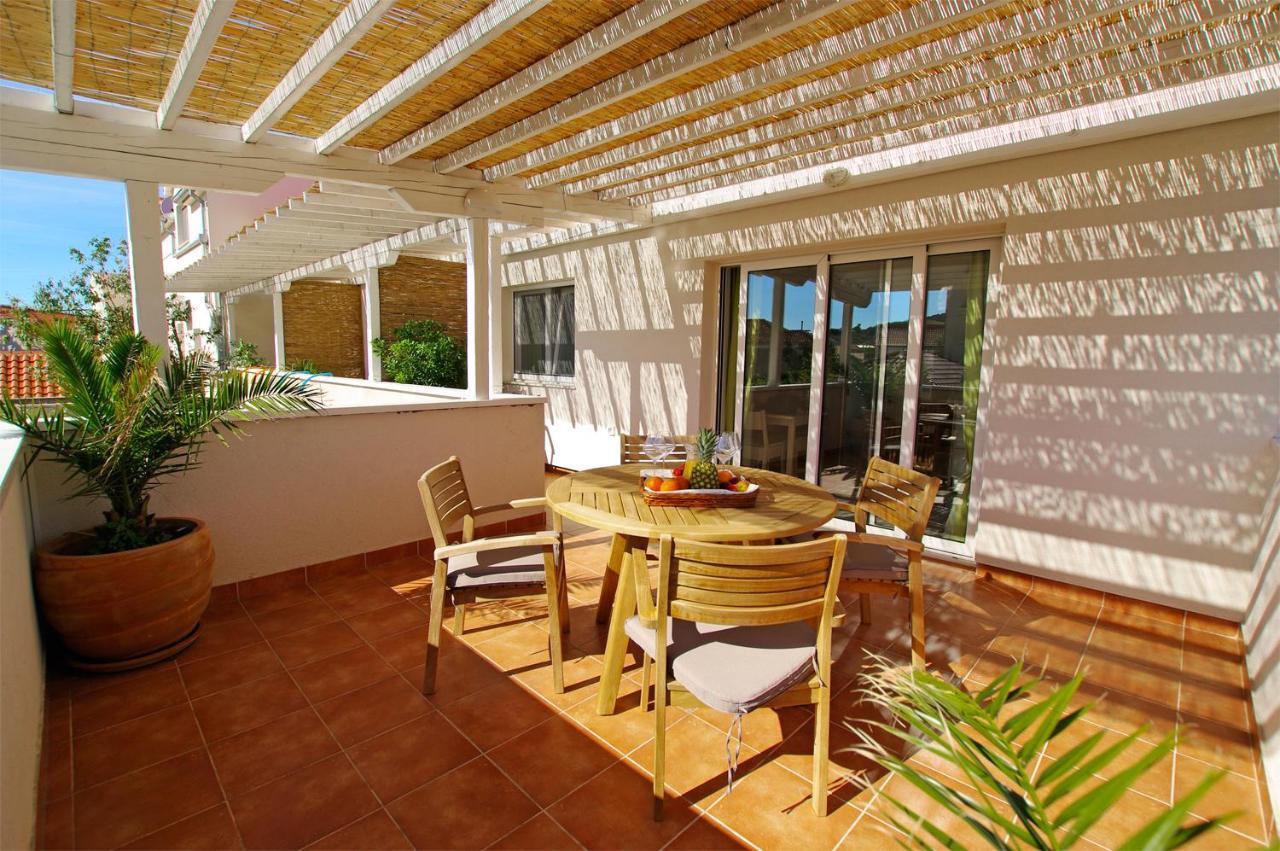 Ferienwohnung Apartman Murter Center 4+1 ID 720 Exterior foto